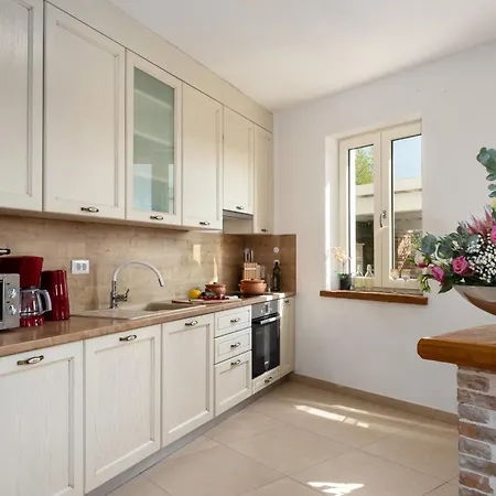 Villa Bincila For 12 People Near Porec With Sea View & Beautiful Garden Labinci