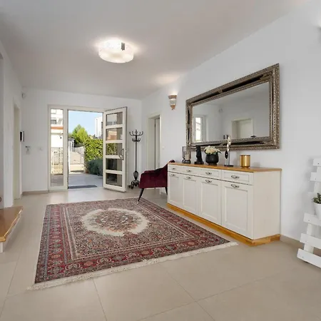 Bincila For 12 People Near Porec With Sea View & Beautiful Garden *