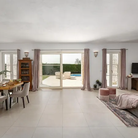 Villa Bincila For 12 People Near Porec With Sea View & Beautiful Garden Labinci