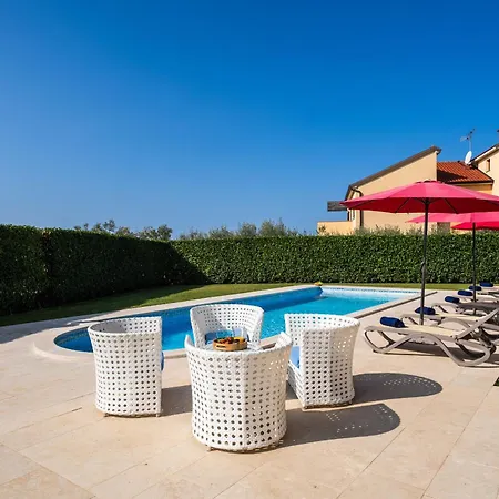 Bincila For 12 People Near Porec With Sea View & Beautiful Garden Labinci