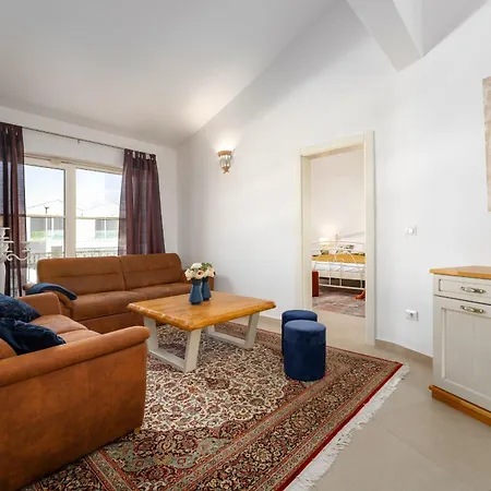 Villa Bincila For 12 People Near Porec With Sea View & Beautiful Garden Labinci